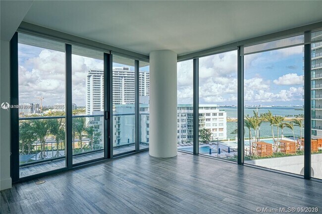 Photo - 650 NE 32nd St Unit 1208