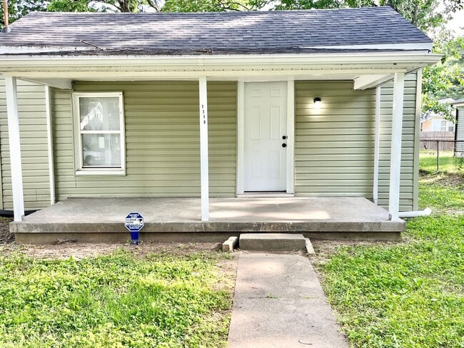 Photo - Nice Family Home in the 40215 Area