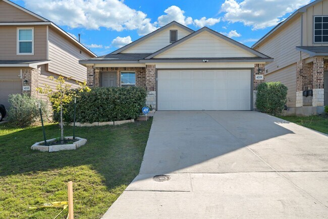 3 Bedroom/2 Bath Cobalt Canyon Subdivision - 3 Bedroom/2 Bath Cobalt Canyon Subdivision House