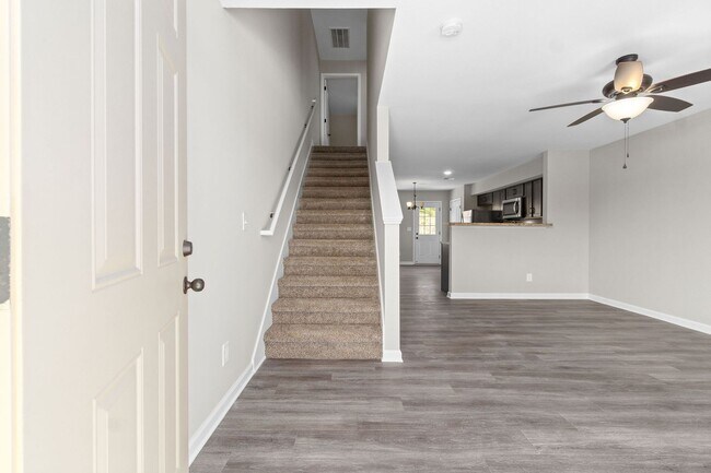 Photo - 499 Palmer Dr Unit C