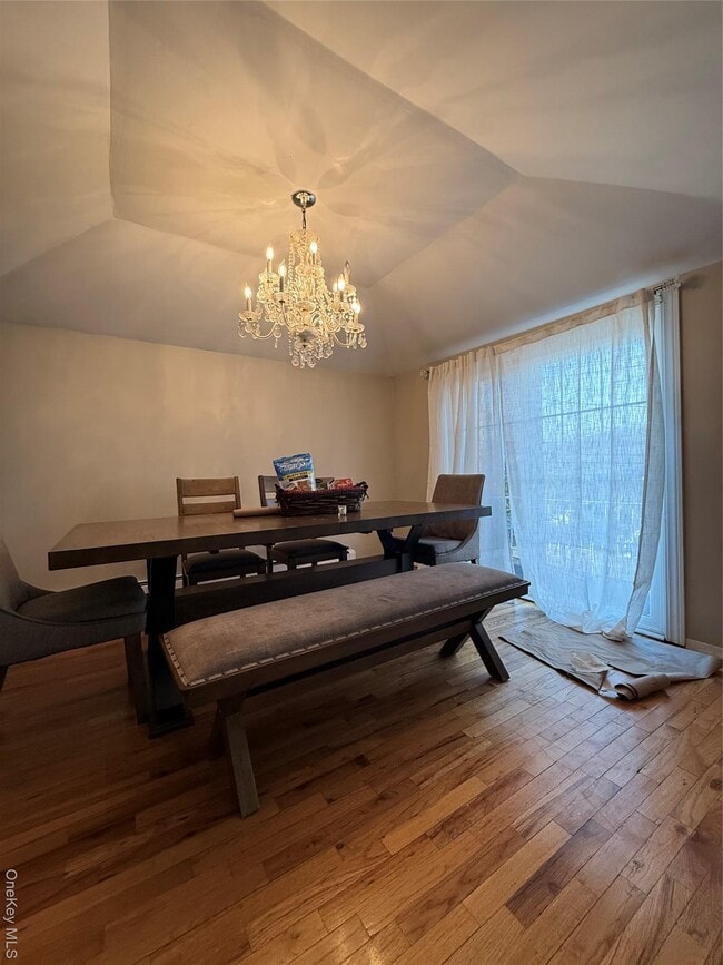 Photo - 259-23 Craft Ave