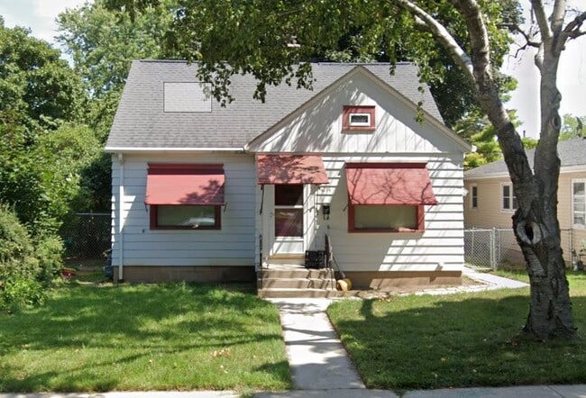 Building Photo - 4714 N 73rd St
