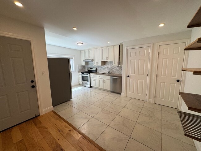 Photo - 2713 Sutter St Unit 2713