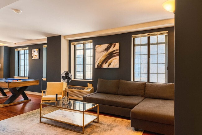 Building Photo - 111-23 N 15th St Rental