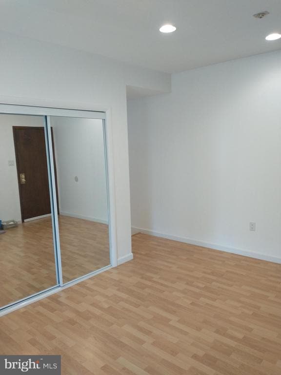 Building Photo - 1529 W Porter St Unit 2