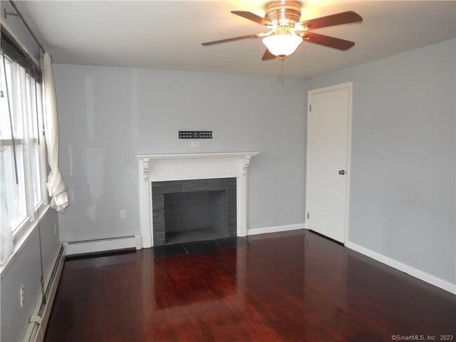 Photo - 215 Fowler Ave