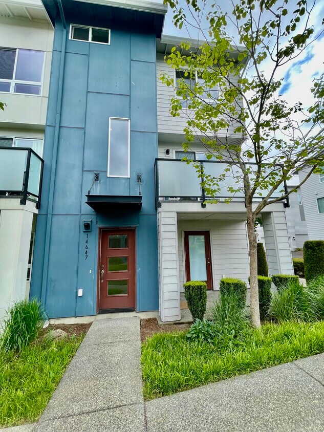 14647 - 14647 36th Ct NE (Lake Forest Park, WA)