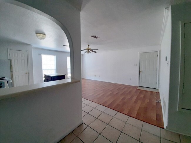 4542 Otterbury Dr Unidad C