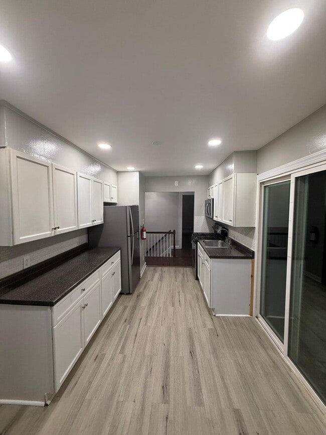 Photo - 1720 Burnet Ave Unidad 2