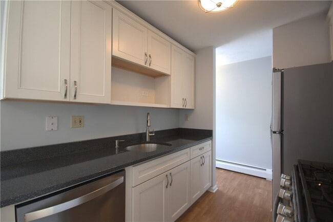 Photo - 149 Church St