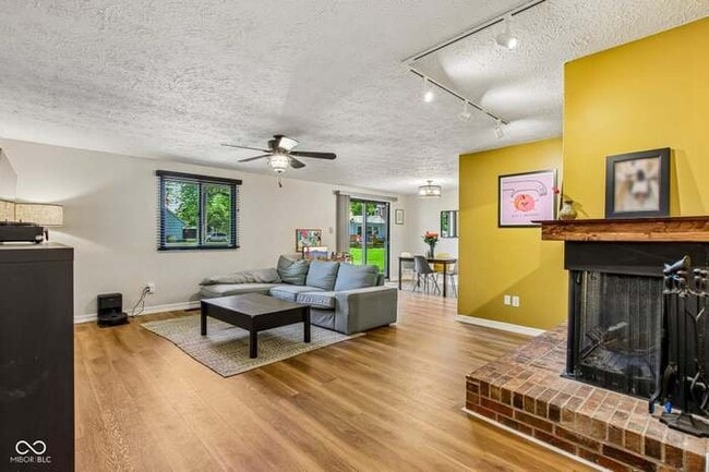 Photo - 8047 Pebble Creek Ct