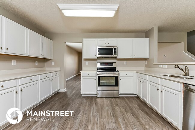 Photo - 2010 Sweet Bay