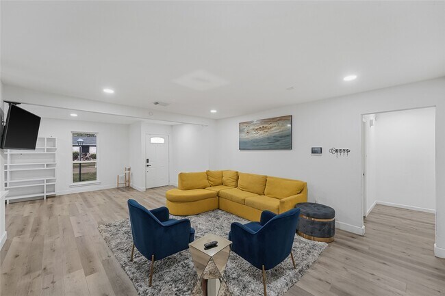 Photo - 9618 Glenwood Forest Dr