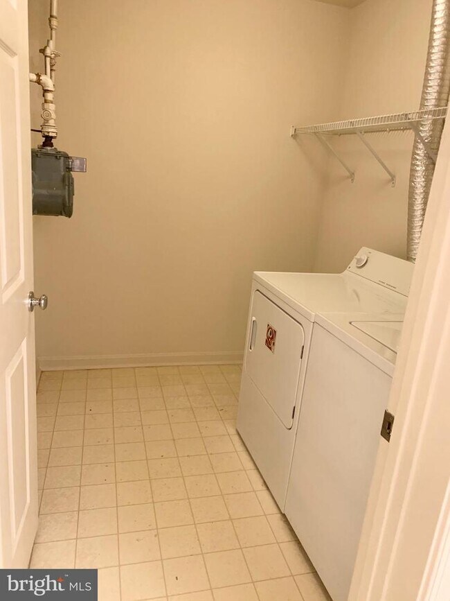 137 Timberbrook Ln Condo Unit T2 Condo for Rent in Gaithersburg, MD