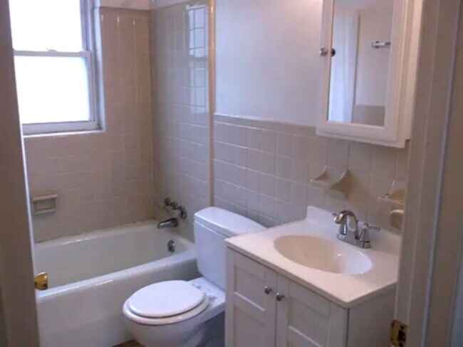 Photo - 802 Jeter St Unit 802-B