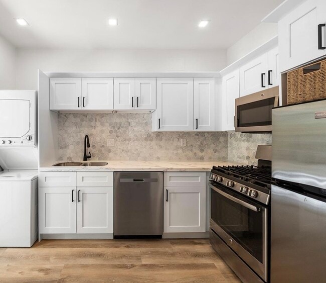 Photo - 2411 Biscayne Blvd Unidad 2