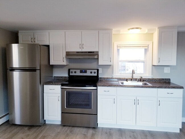 Building Photo - 64 South St Unit 202