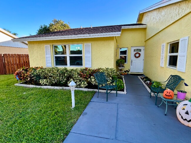 Photo - 9512 Saddlebrook Dr