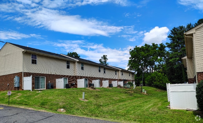 Building Photo - 77 Duiguid Dr Rental