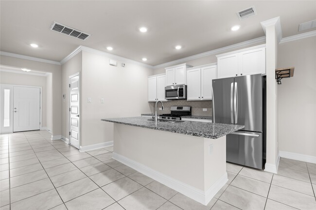 Photo - 400 Camino Bay Dr