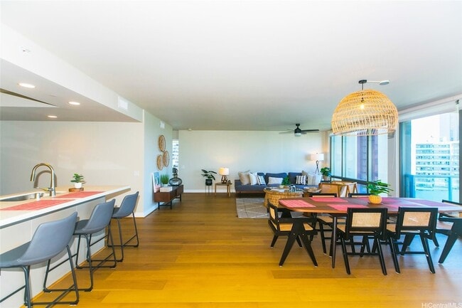 Photo - 1551 Ala Wai Blvd