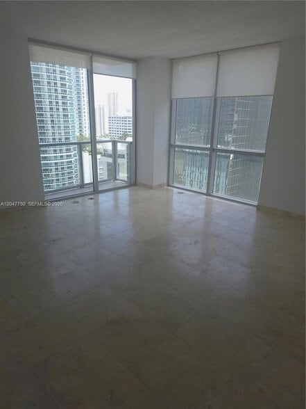 Building Photo - 1060 Brickell Ave Unit 1701