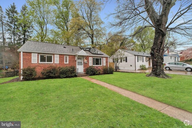 Building Photo - 2204 Prichard Rd Rental