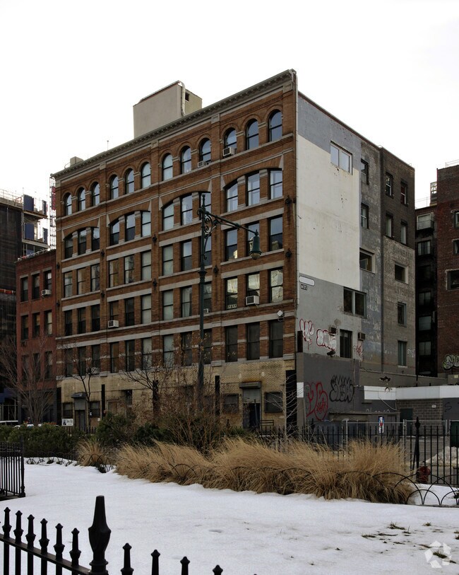 Foto principal - 530 Canal St