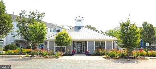 Photo - 301 Shipyard Dr