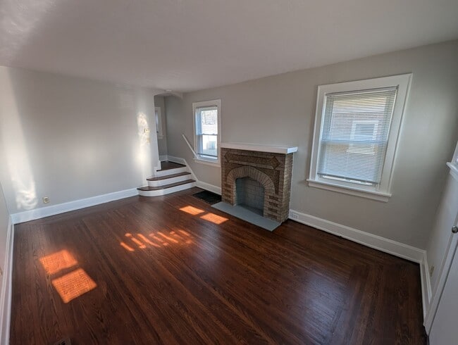 Photo - Beautiful 2 bedroom house with large yard, off street parking. Ready to move in!