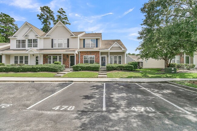 Photo - 478 Doane Way