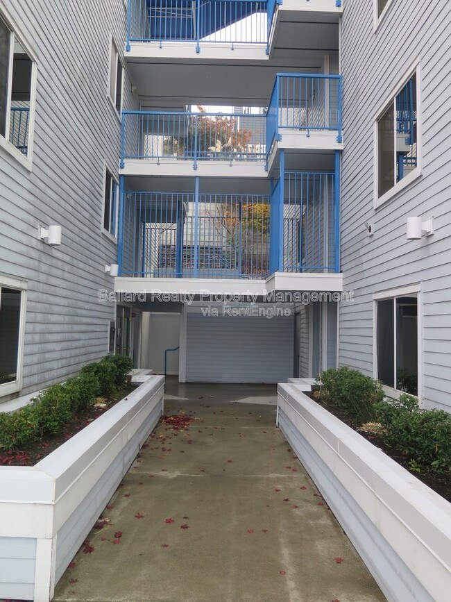 Photo - 2244 13th Ave W Unit 215