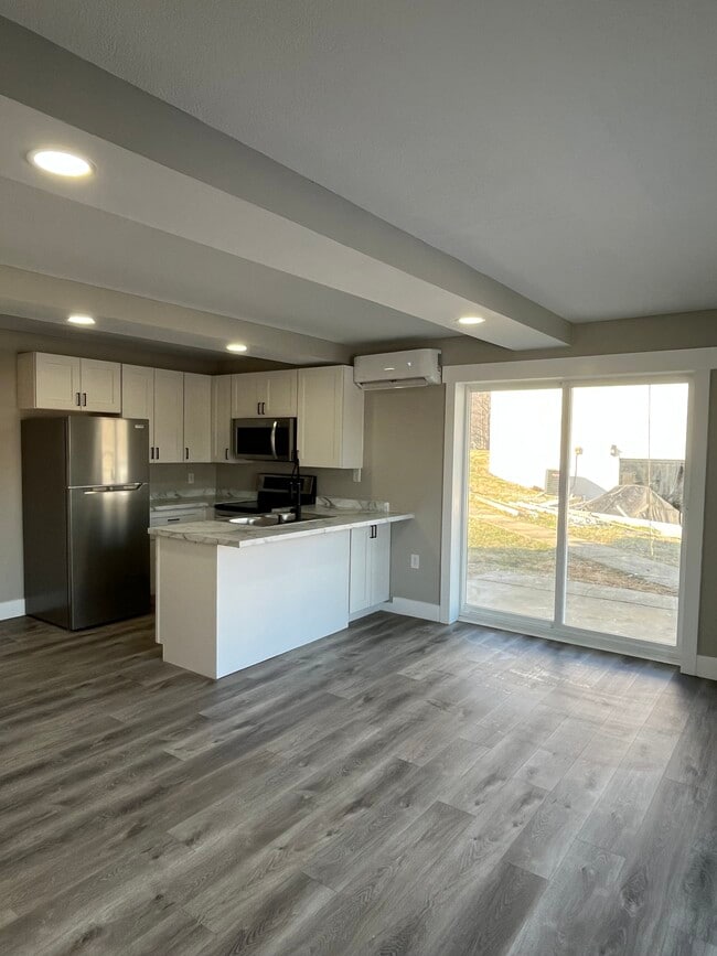 Photo - 971 Shannon Dr