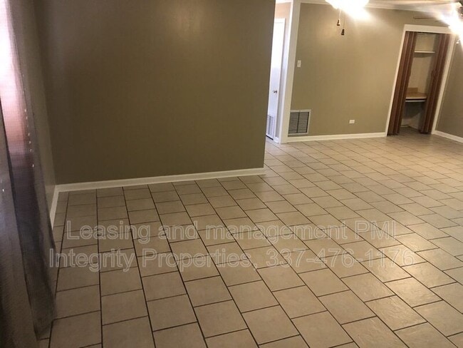 Photo - 2809 S Curtis Dr