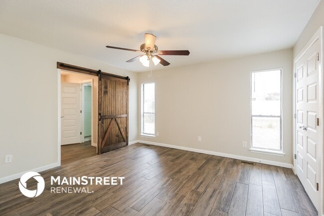 Photo - 2905 Parkside Dr