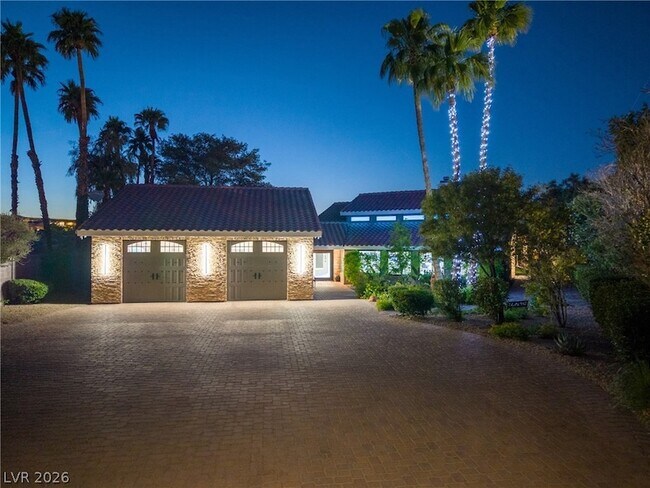 300 Lacy Ln