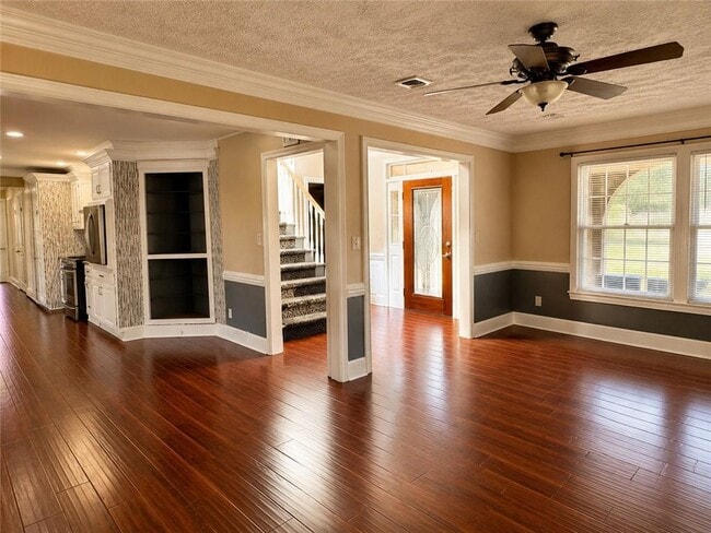 Photo - 4225 Friar Tuck Ln