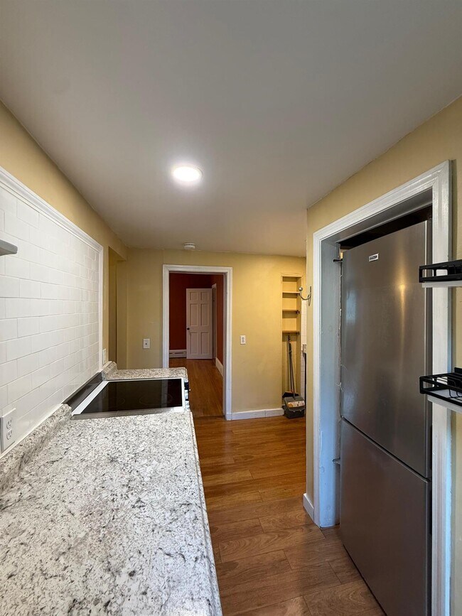 Photo - 11 Beech St Unit 2