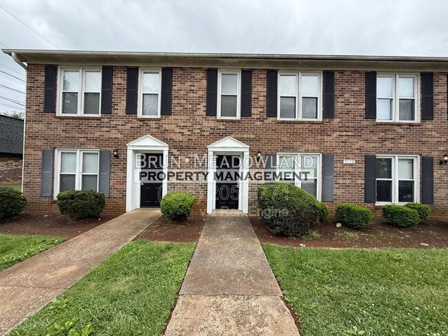 Photo - 9116 Parktop Ln NW