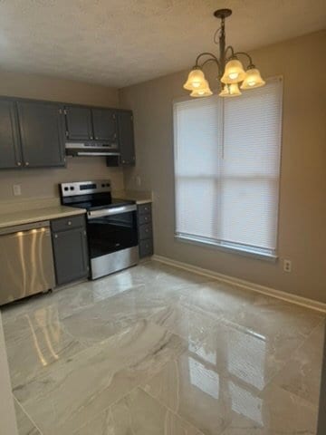 Photo - 302 Wapiti Dr