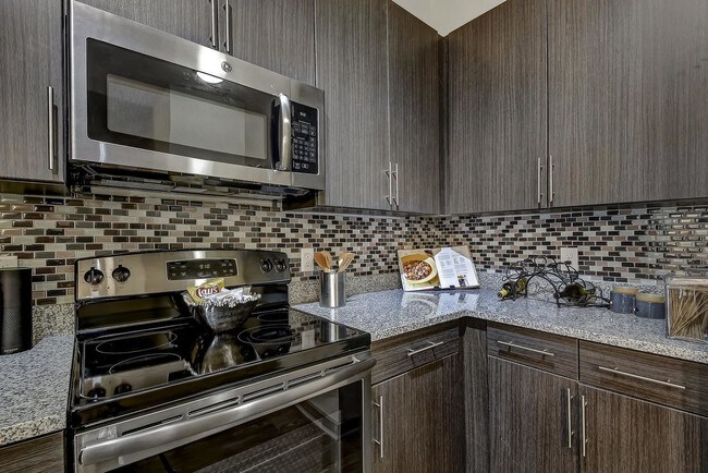 Lantower Alamo Heights Apartments For Rent in San Antonio