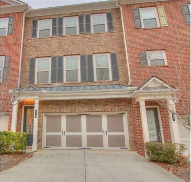 2415 Tenor Ln