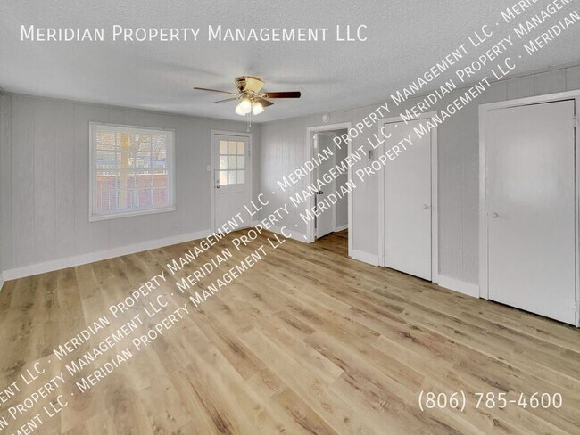 Photo - 2323 25th St