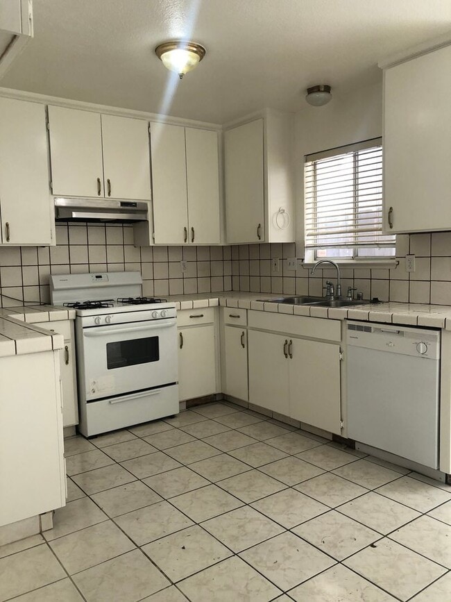 Photo - Love Where You Live - 2 Weeks Free Rent! Beautiful Home in Turlock