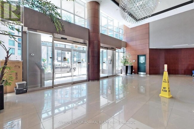 Photo - 231 Fort York Blvd Unit 736
