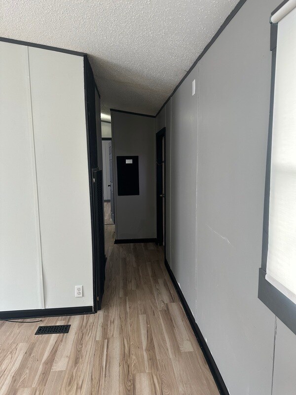 Photo - 20 Raylynn Ct