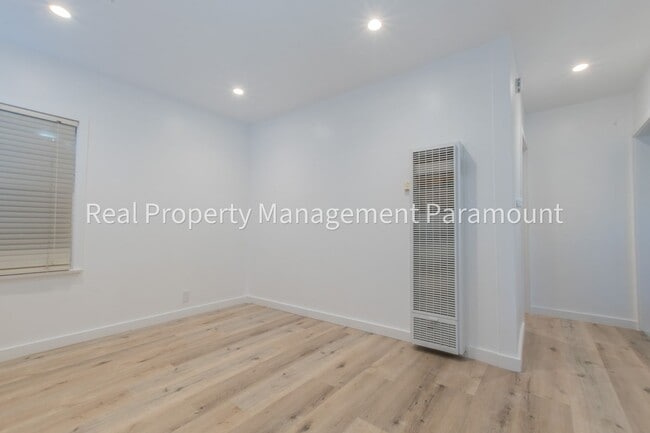 Photo - 919 N Stanley Ave Unit 921 N. Stanley Avenue
