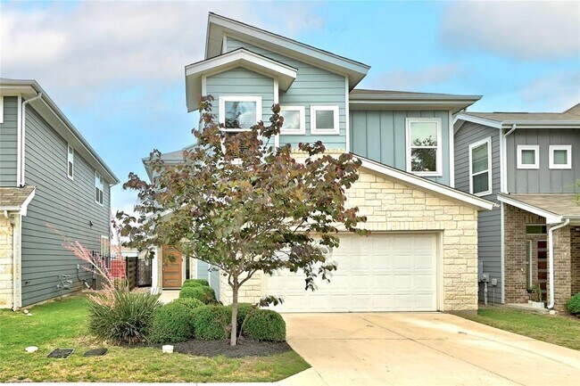 Photo - 7308 Oberon St