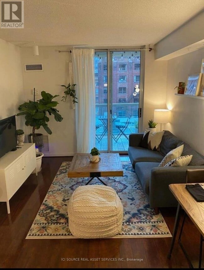 Photo - 323 Richmond St E Unité 408