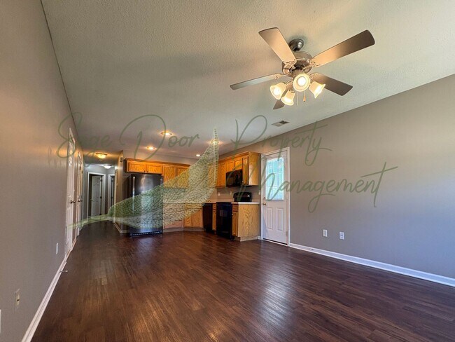 Photo - HOME IN GRAIN VALLEY